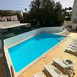דירה Host Wise - Lively Charming W Pool *
