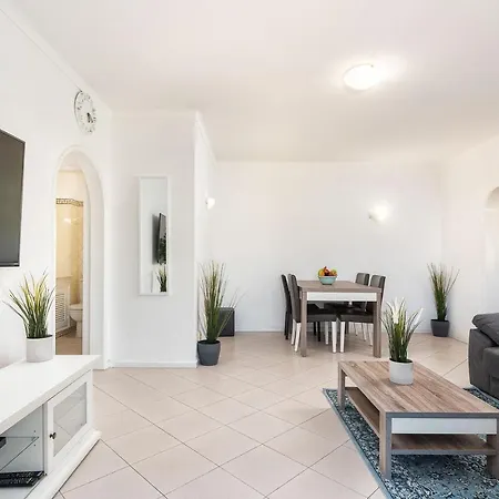 Appartement Host Wise - Lively Charming W Pool *